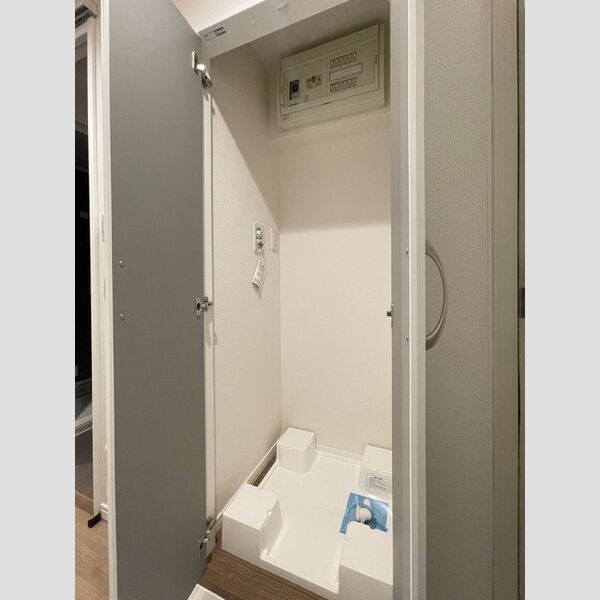 その他 (洗濯機置き場)