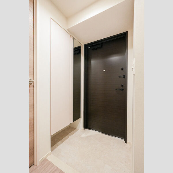 玄関 (玄関)