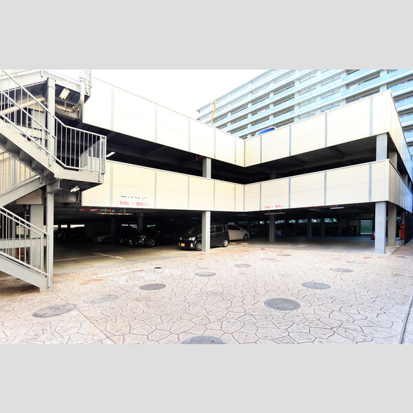 駐車場 (自走式駐車場)