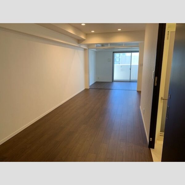 居室・リビング (同タイプ634号室リノベ時の写真)