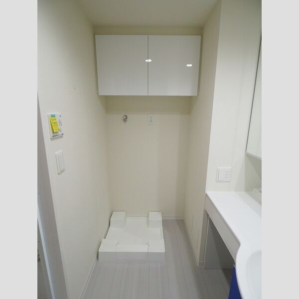 その他 (洗濯機置き場)