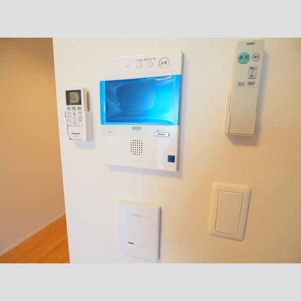 その他設備 (TVインターホン)