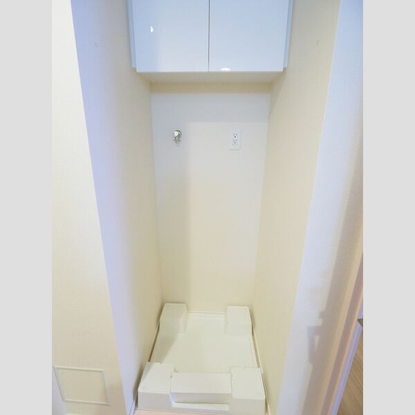 その他 (洗濯機置き場)