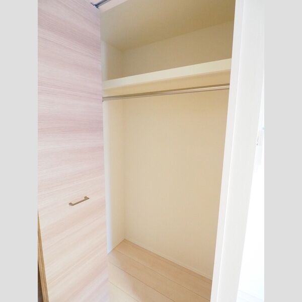 収納 (クローゼット)