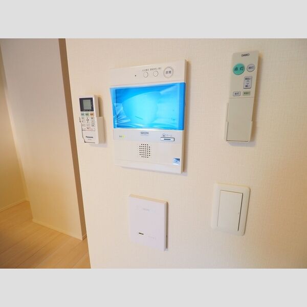 その他設備 (TVインターホン)