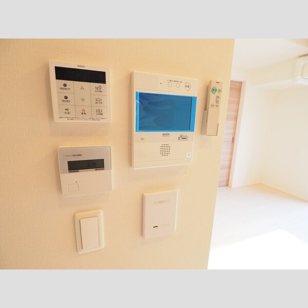 その他設備 (TVインターホン)