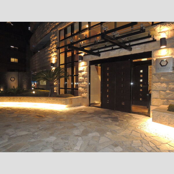 エントランス (エントランス)