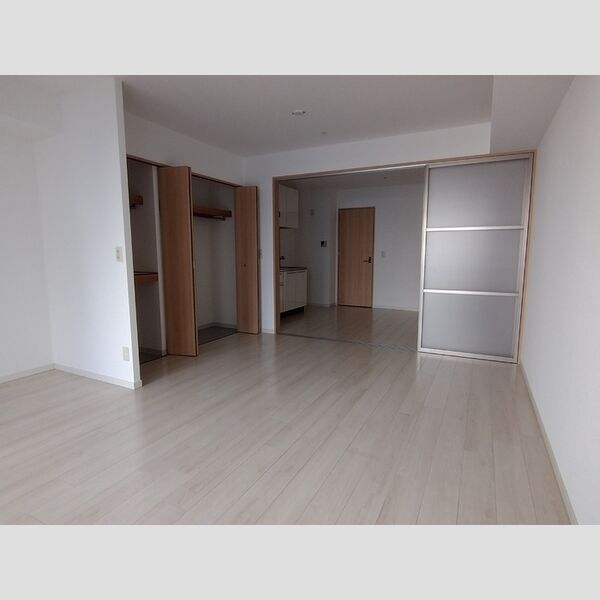 居室・リビング (居室～LDK)