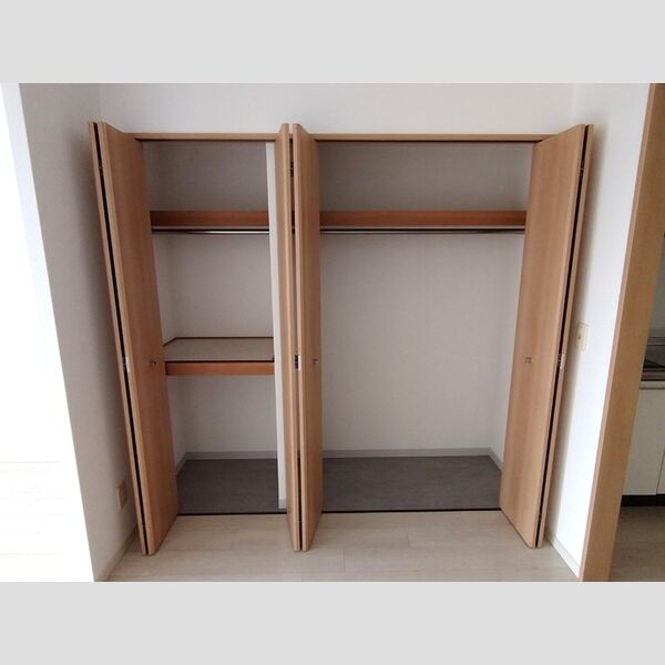 収納 (居室収納)