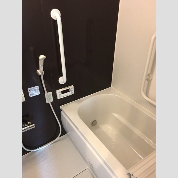 バス (1R部分の浴室)