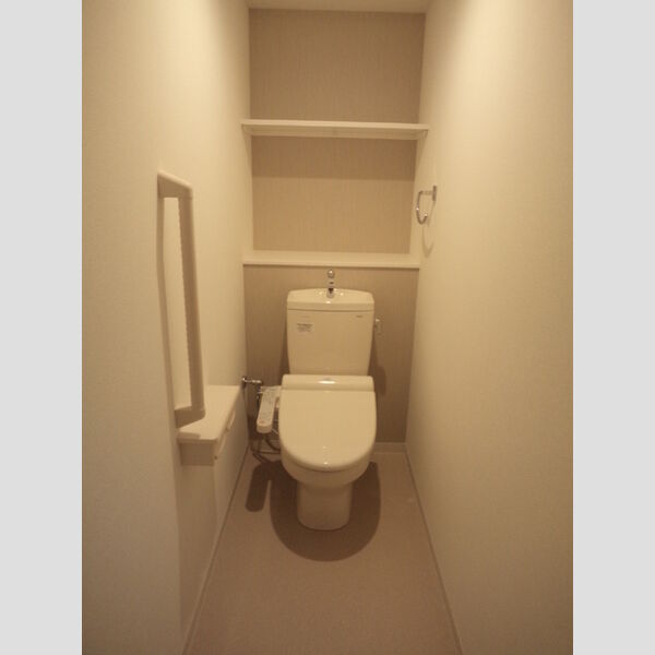 トイレ (温水洗浄便座)