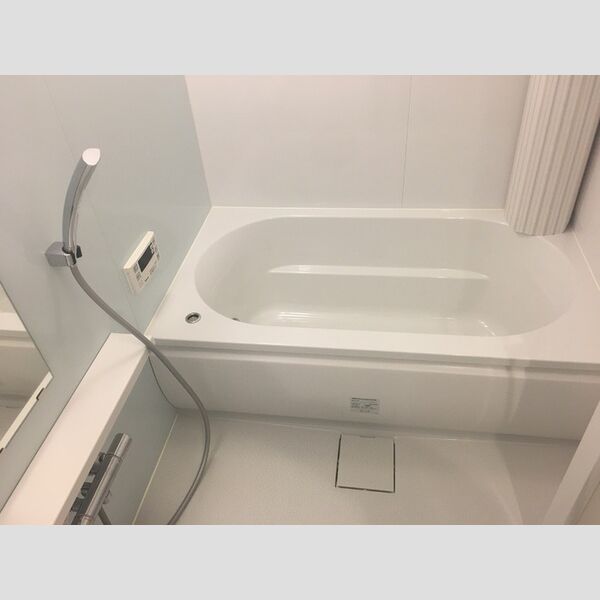 バス (1616サイズのユニットバスです。)