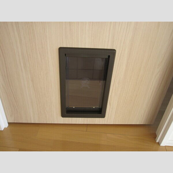 その他 (ペット用ドア)