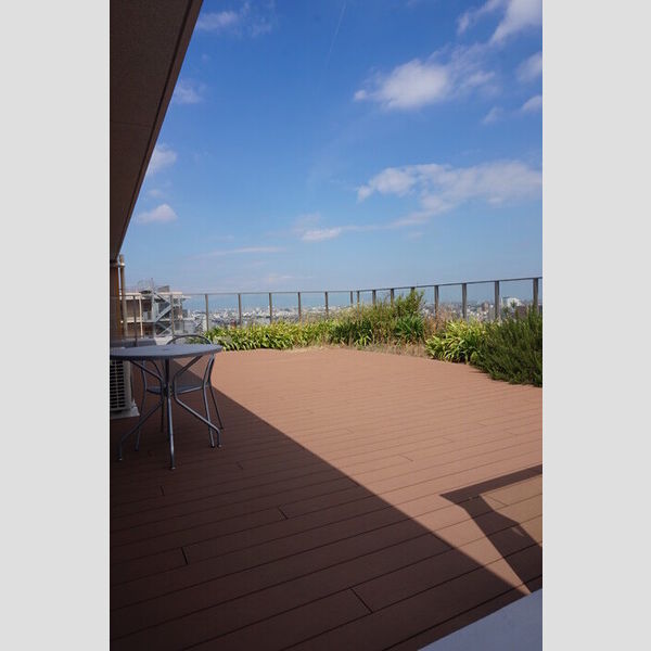 その他 (北側はルーフバルコニー付きです。)