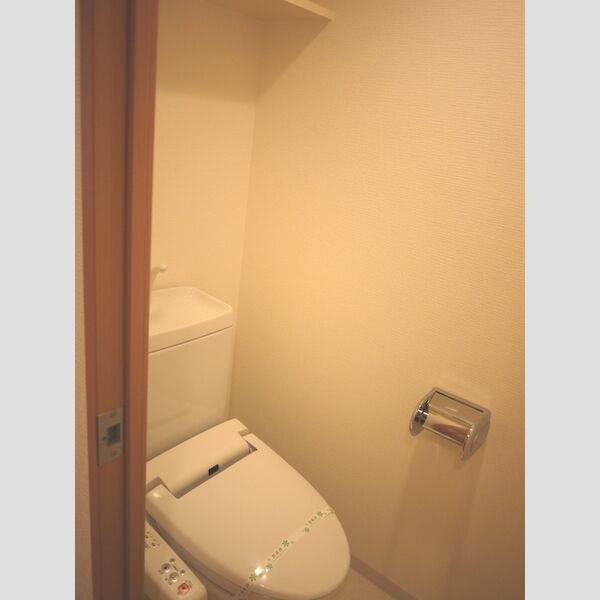 トイレ (温水洗浄暖房便座)