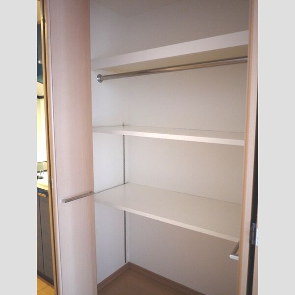収納 (クローゼット)