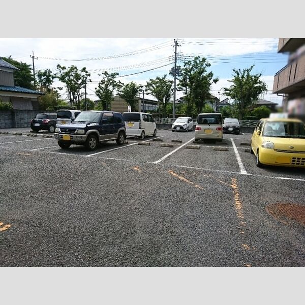 駐車場 (駐車場)