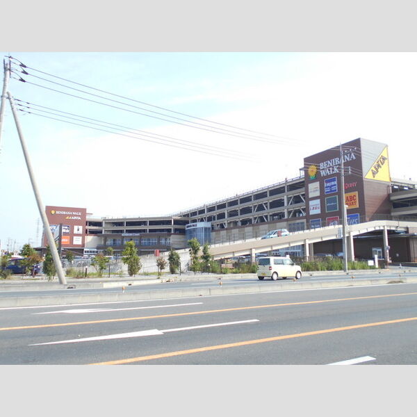 現地周辺 (ベニバナウォーク桶川)