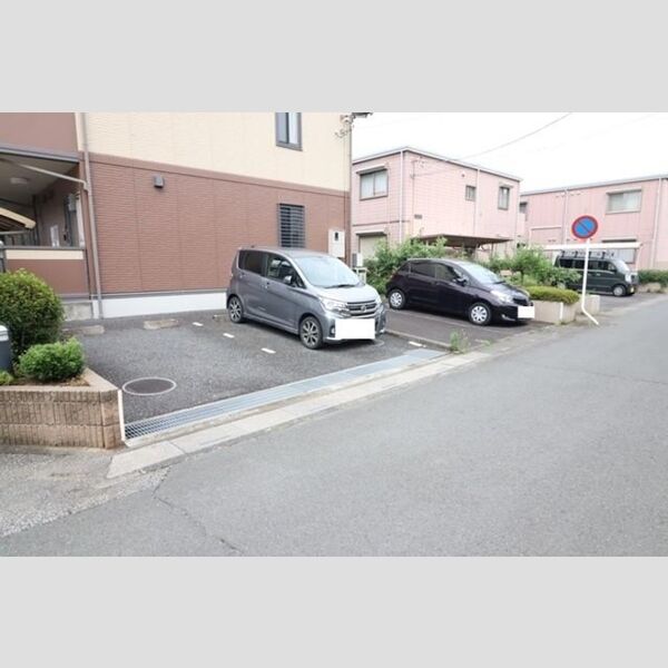 駐車場 (駐車場)