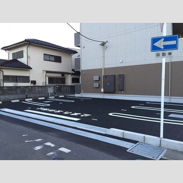 駐車場 (駐車場)