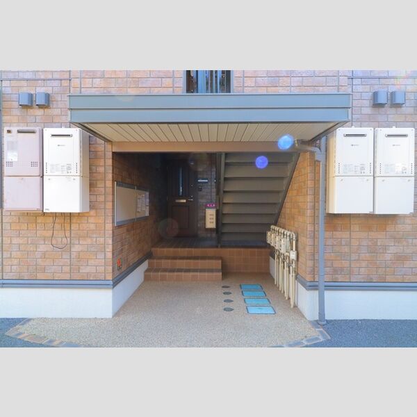 エントランス (エントランス)