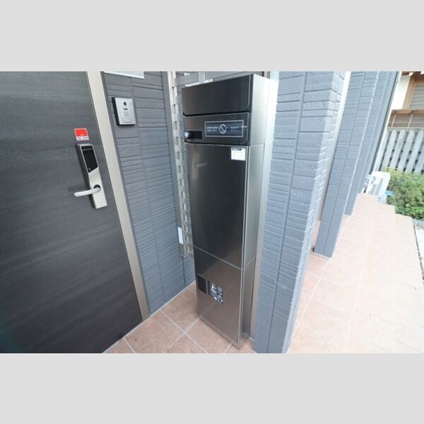 現地周辺 (郵便受け、宅配ボックス)