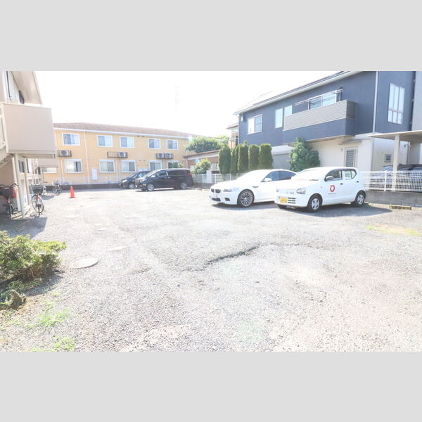 駐車場 (駐車場)