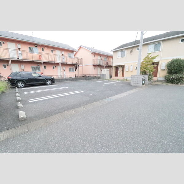 駐車場 (駐車場)