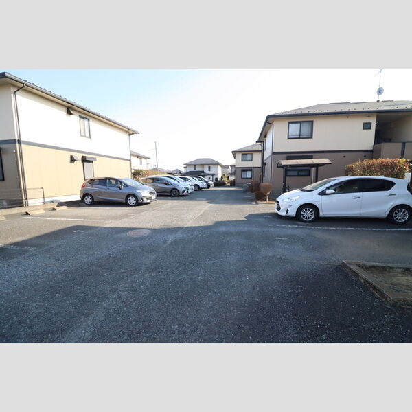 駐車場 (駐車場)