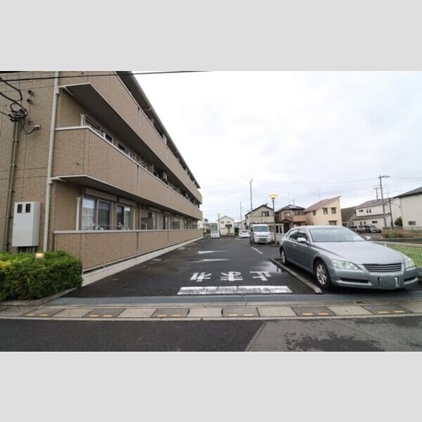 駐車場 (駐車場)