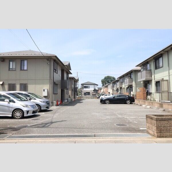 駐車場 (駐車場)