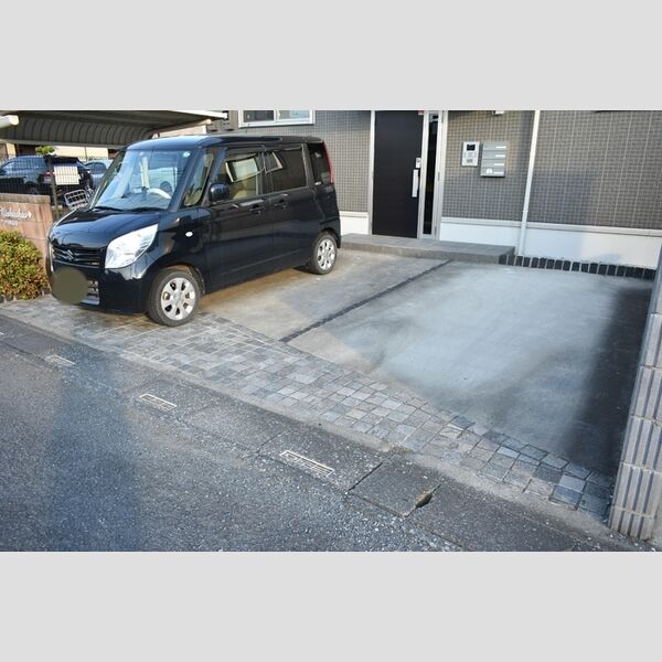 駐車場 (駐車場)