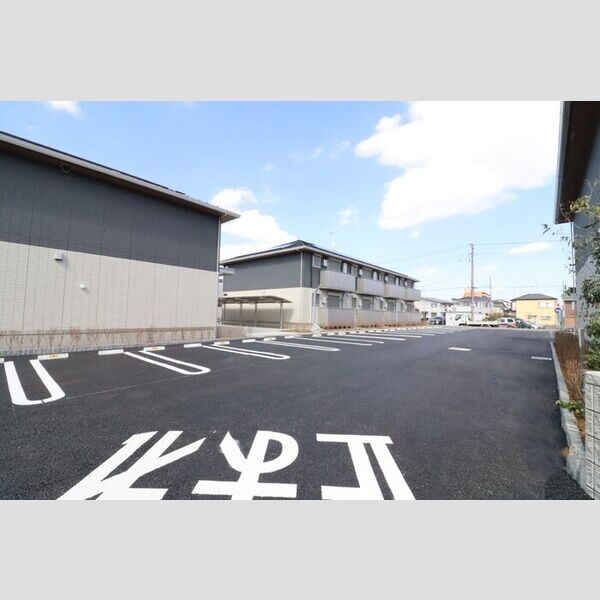 駐車場 (駐車場)