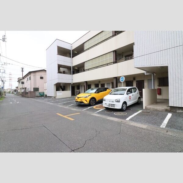 駐車場 (駐車場)