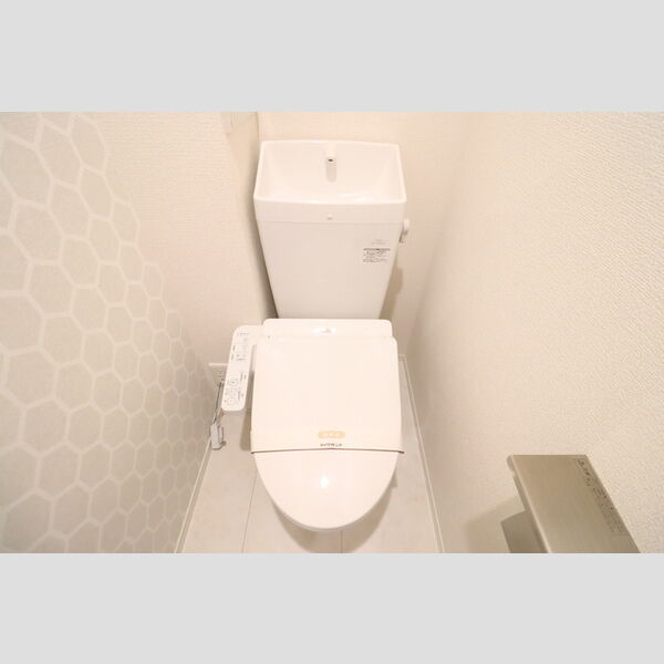 トイレ (温水洗浄暖房便座)