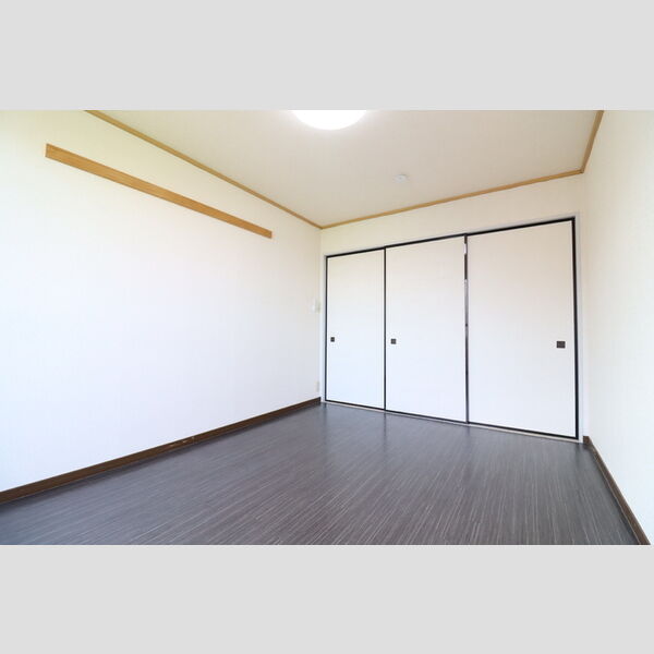 その他 (洋室6帖)