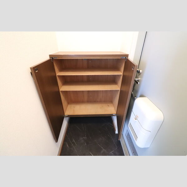 玄関 (シューズボックス)