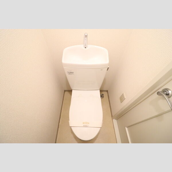 トイレ (洋式トイレ)