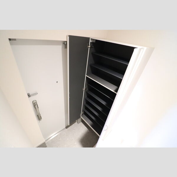 玄関 (玄関・シューズボックス)