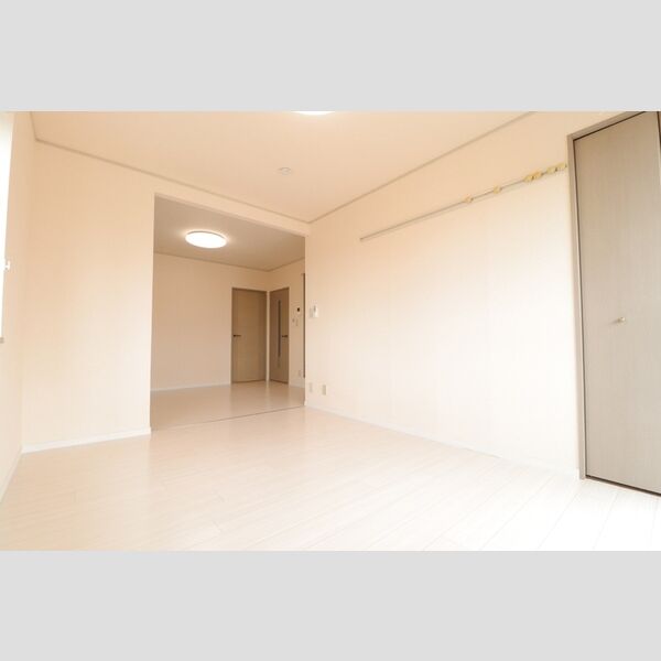 居室・リビング (LDK12帖)