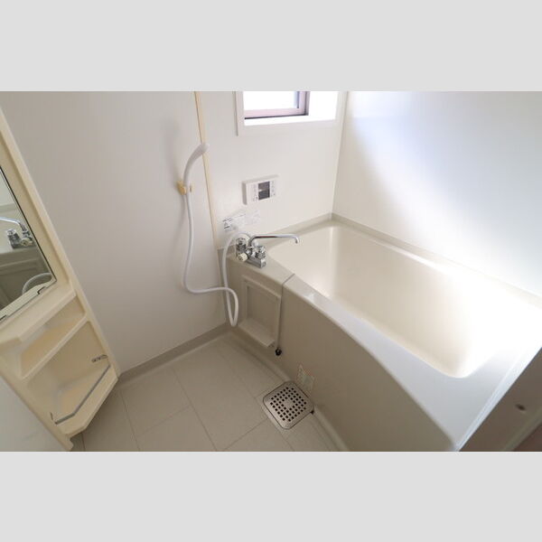 バス (浴室:追い焚き給湯付き)