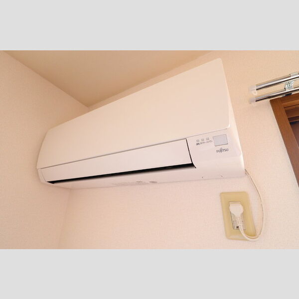 その他設備 (エアコン)