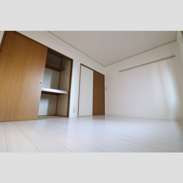 その他 (洋室6帖)