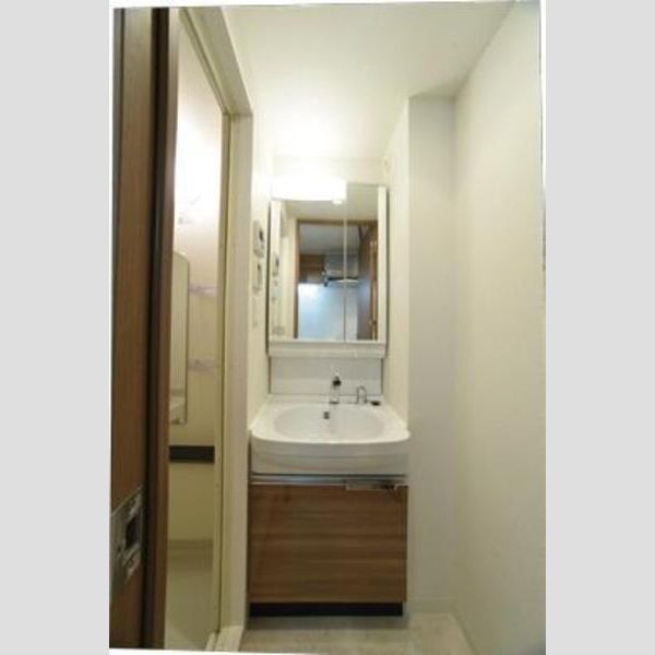 ララプレイス ザ・京橋ステラの室内写真5枚目