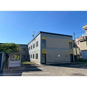 アルシオーネ富丘(旧:レオパレスパインツリー)