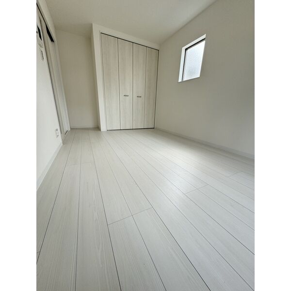 ヴェルメゾン西宮池開町の室内写真5枚目