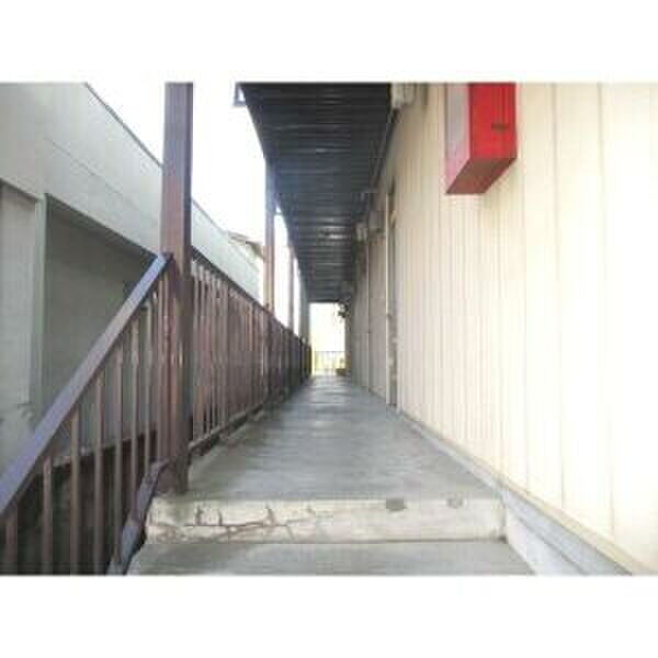 敷地内/建物