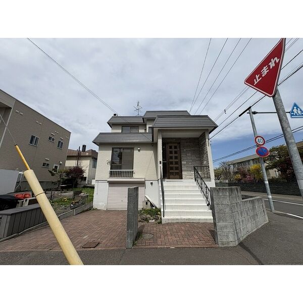 新琴似9条10丁目戸建 画像1