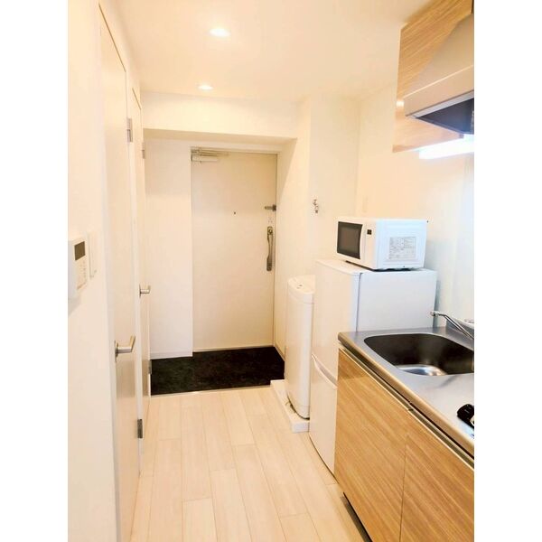 フォーリアライズ弁天町クロスの室内写真5枚目