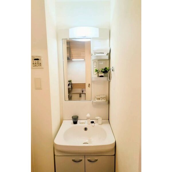 フォーリアライズ弁天町クロスの室内写真6枚目